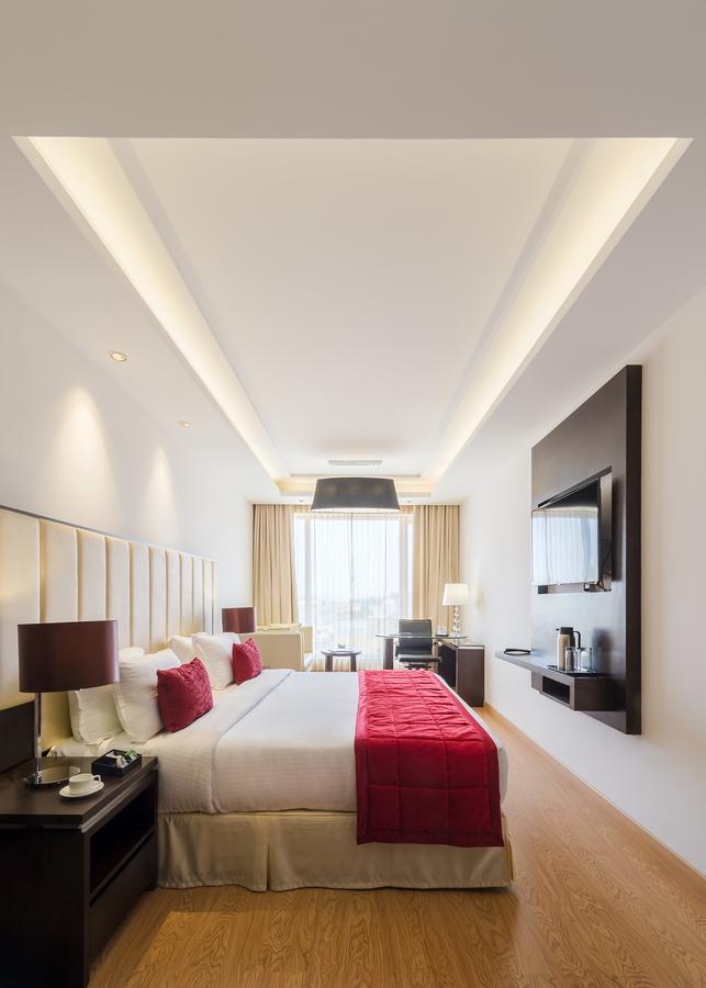 Tgi Grand Fortuna Hosur Exterior photo